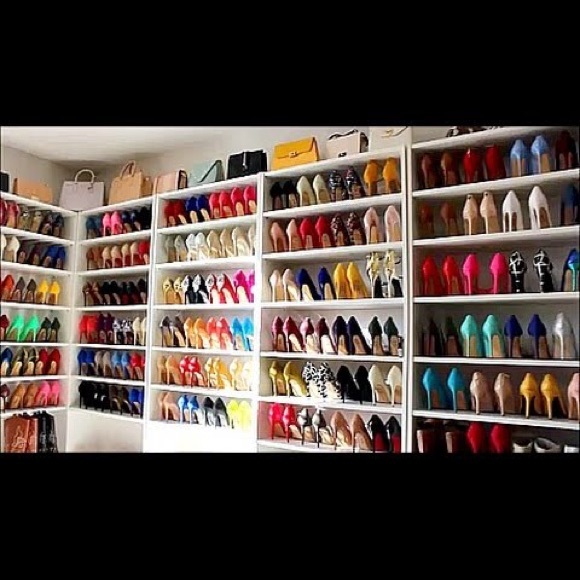 Re-Vamping my closet!!! Glitz style! - Picture 5 of 9